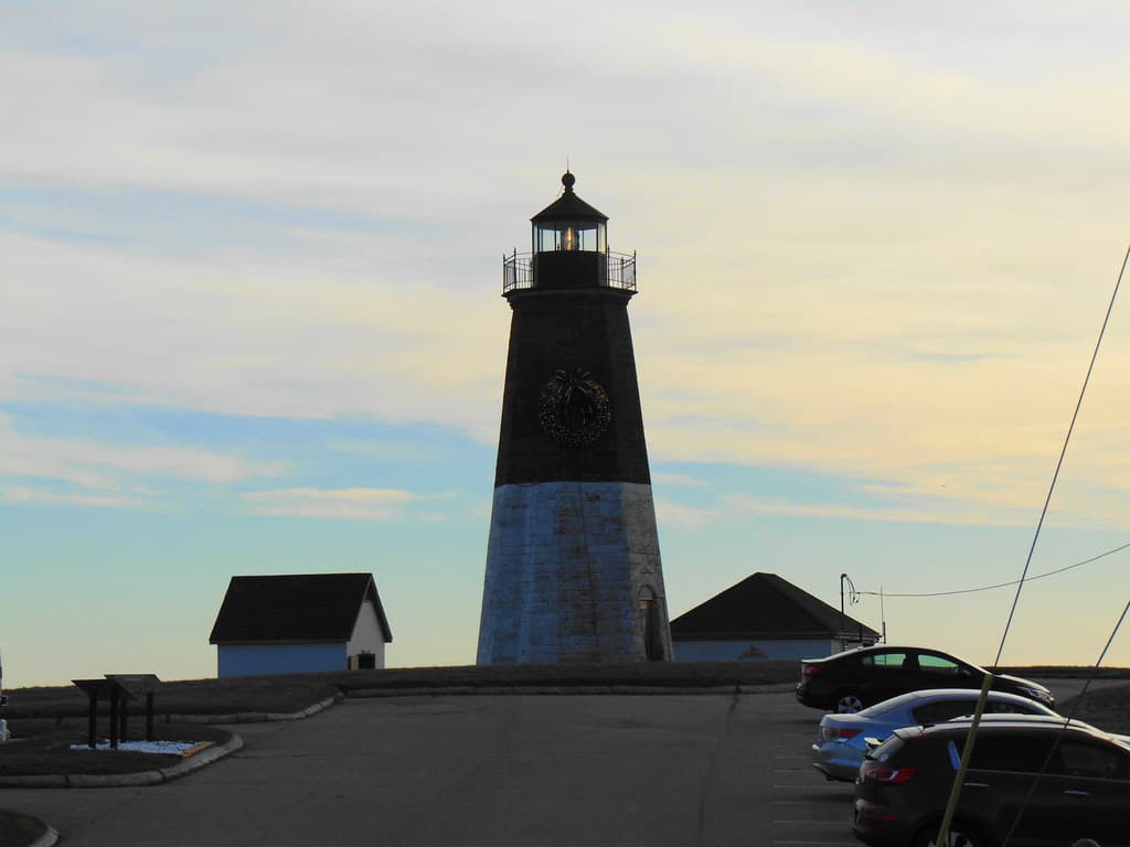 Fishermens Memorial State Park Shore — photo by jjbers