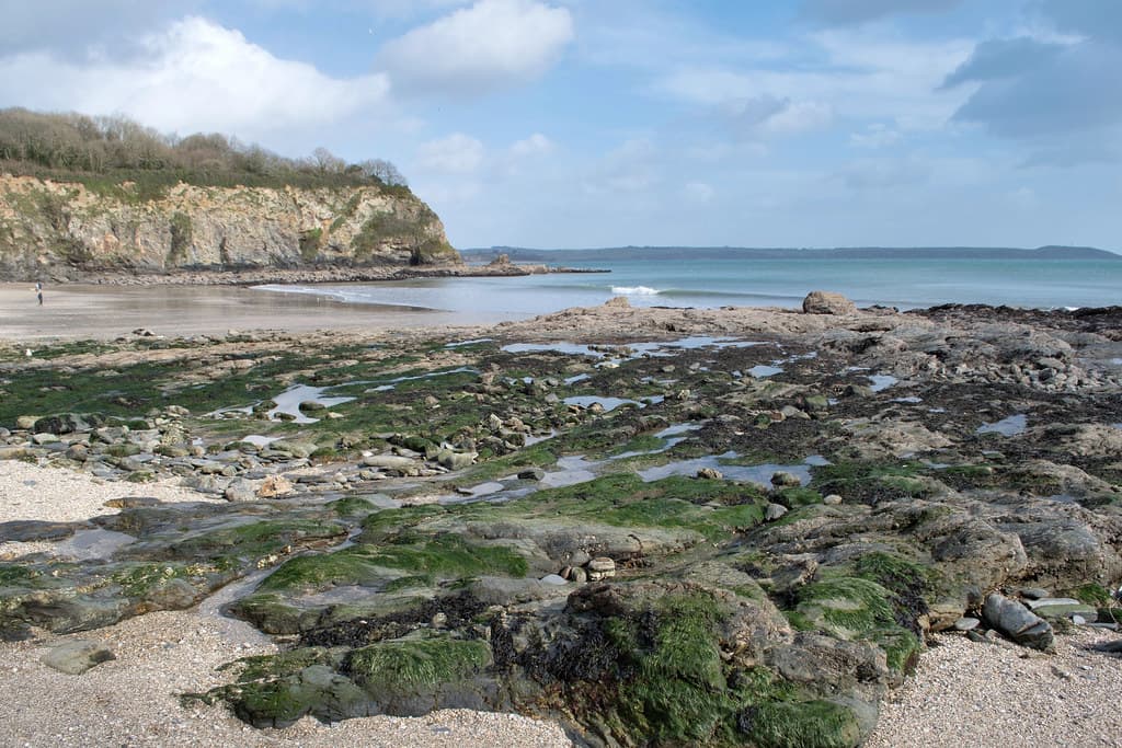 Carlyon Bay — photo by Doolallyally