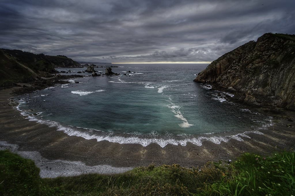 Playa de Oleiros — photo by Neticola