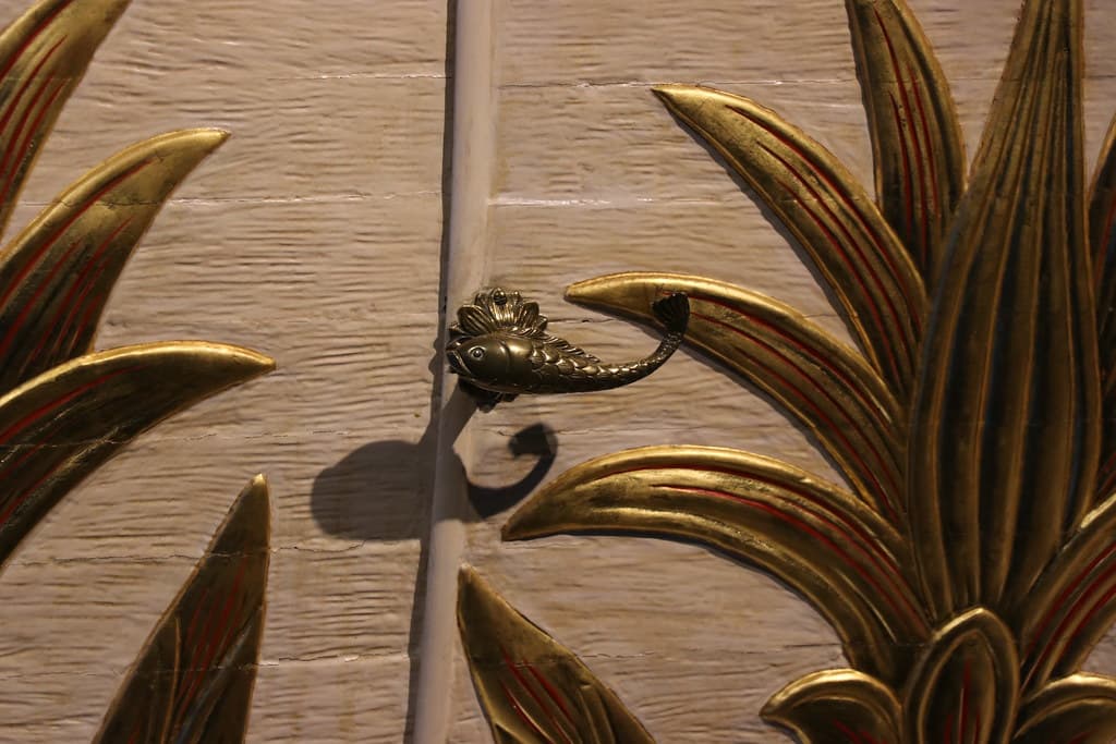 1910 Brooke Swan Car Fish Door Handle