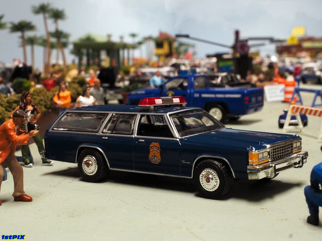 Indianapolis PD Station Wagon on Parade
