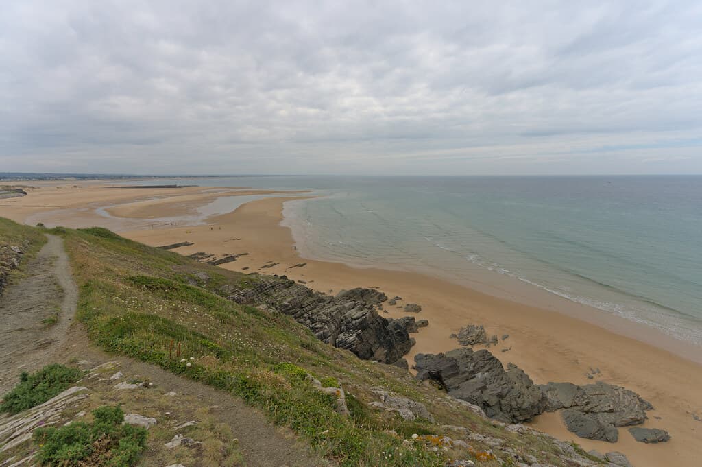 Plage de Saint-Jean-de-la-Rivière — photo by pstenzel71