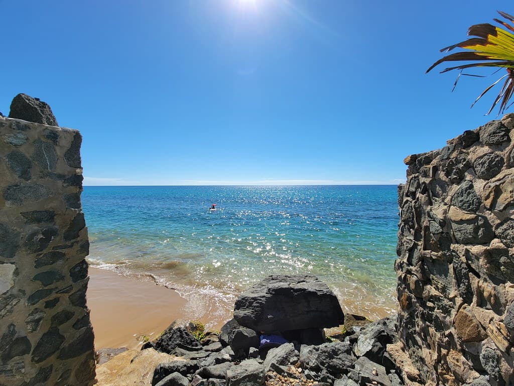 Playa Añasco — photo by n0stal6ic