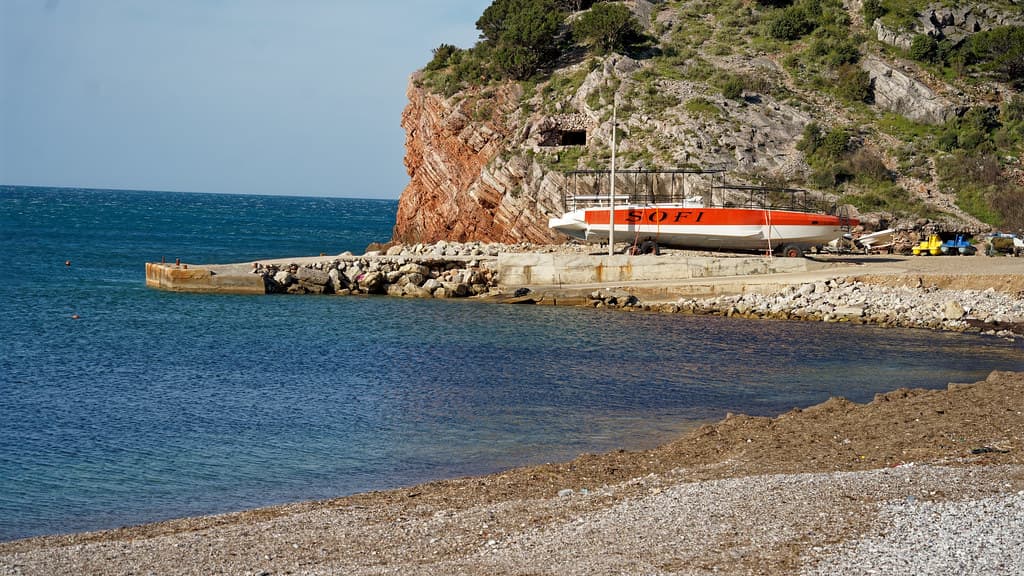 FKK Ratac Beach — photo by Miguel Discart & Kiri Karma