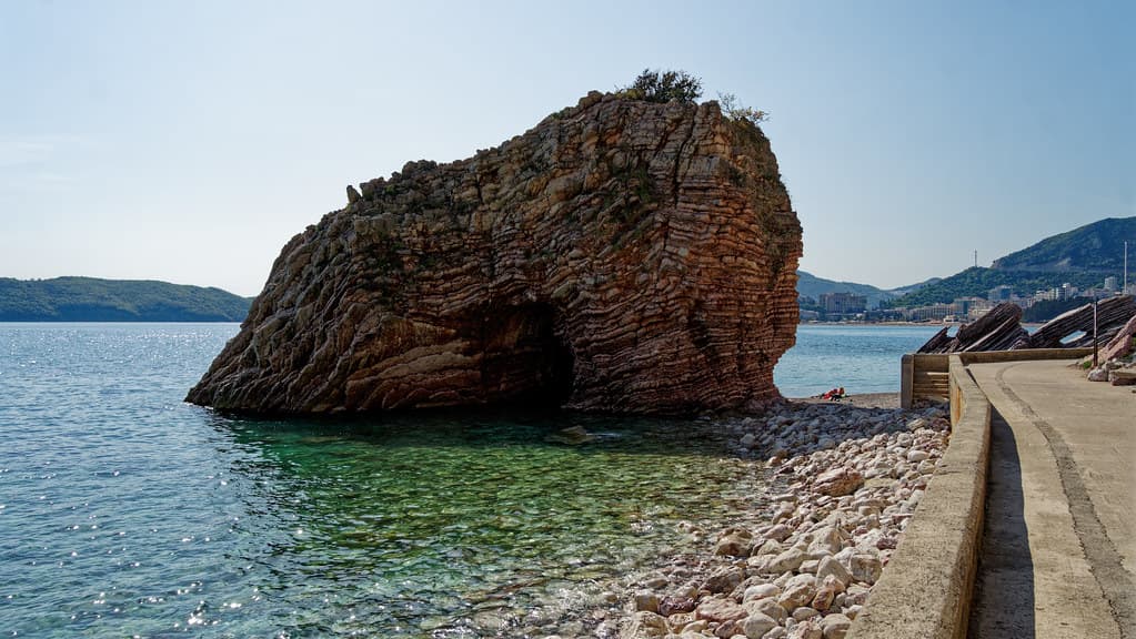 Mogren Beach — photo by Miguel Discart & Kiri Karma