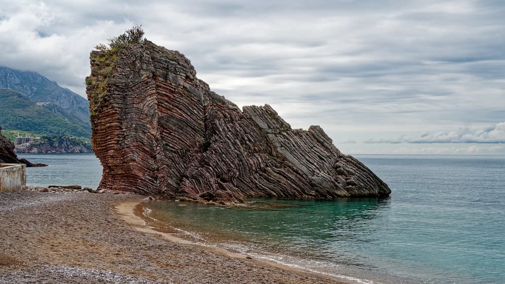 Mogren Beach — photo by Miguel Discart & Kiri Karma