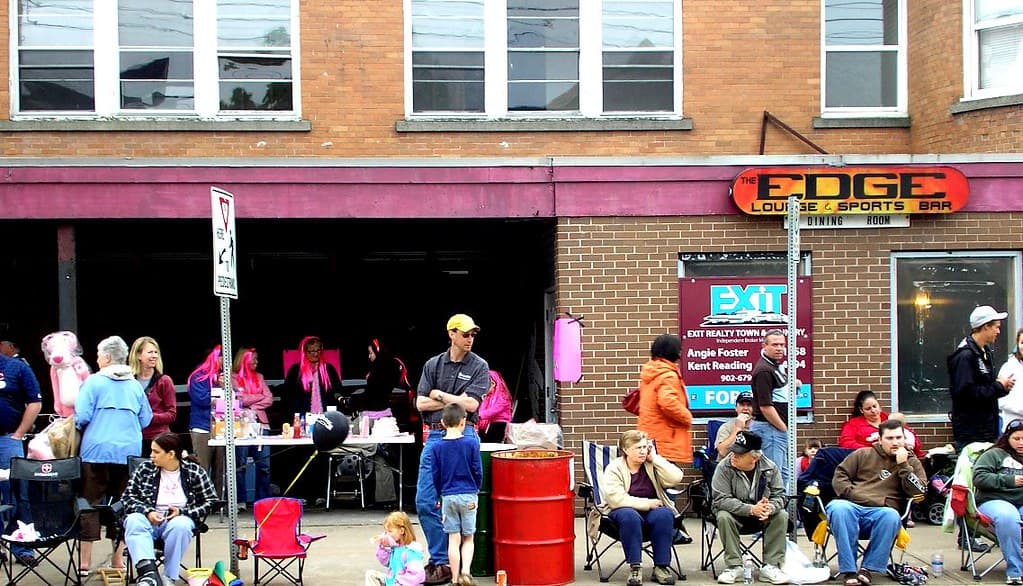 The Edge -  Spectators line the streets at the Kentville Grand Street Parade