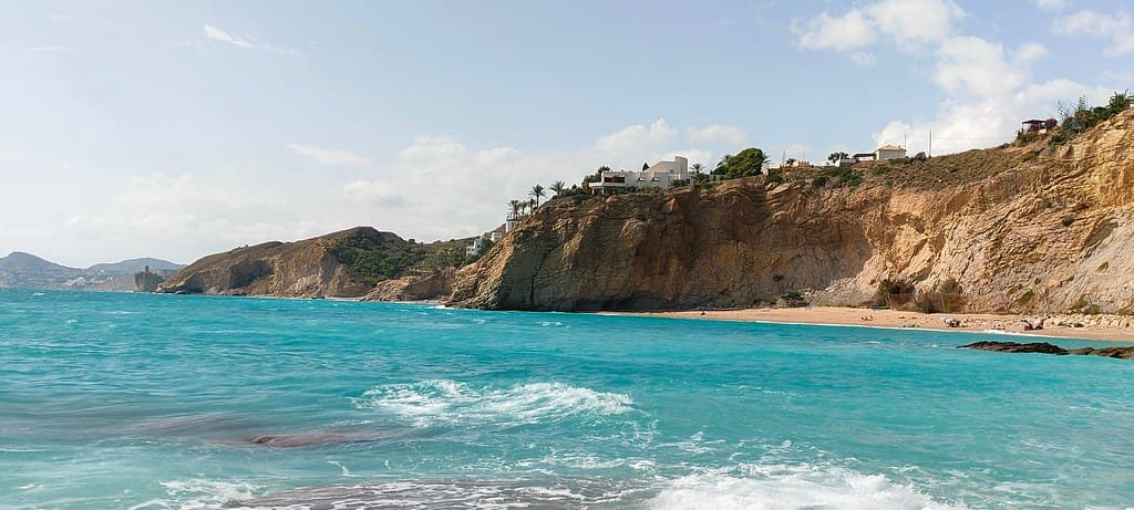 Playa del Bol Nou — photo by wwilliamm