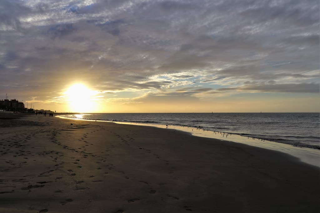 Playa de la Calzada — photo by jafsegal (Thanks for the 6 million views)