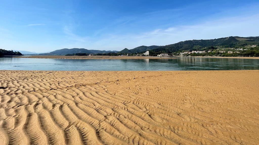 Ondartzape Beach — photo by Joanbrebo