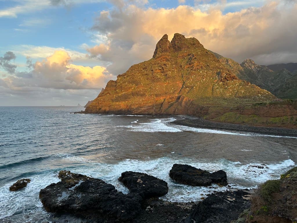 Playa de Arenal — photo by sergei.gussev