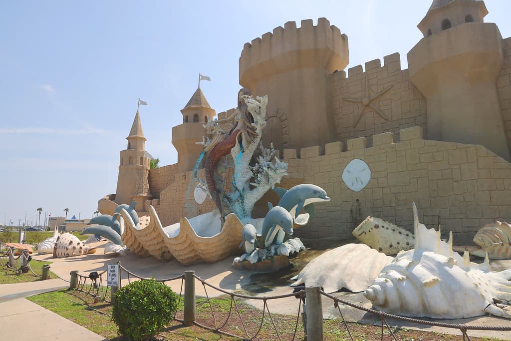wide_angle_wall_R5-3798