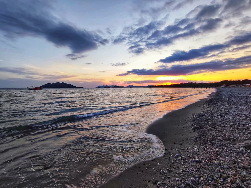 Karaot Beach