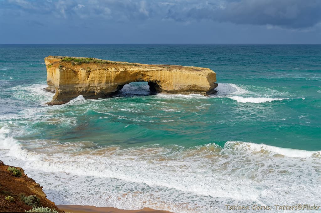 London Bridge (Arch). Far away from London