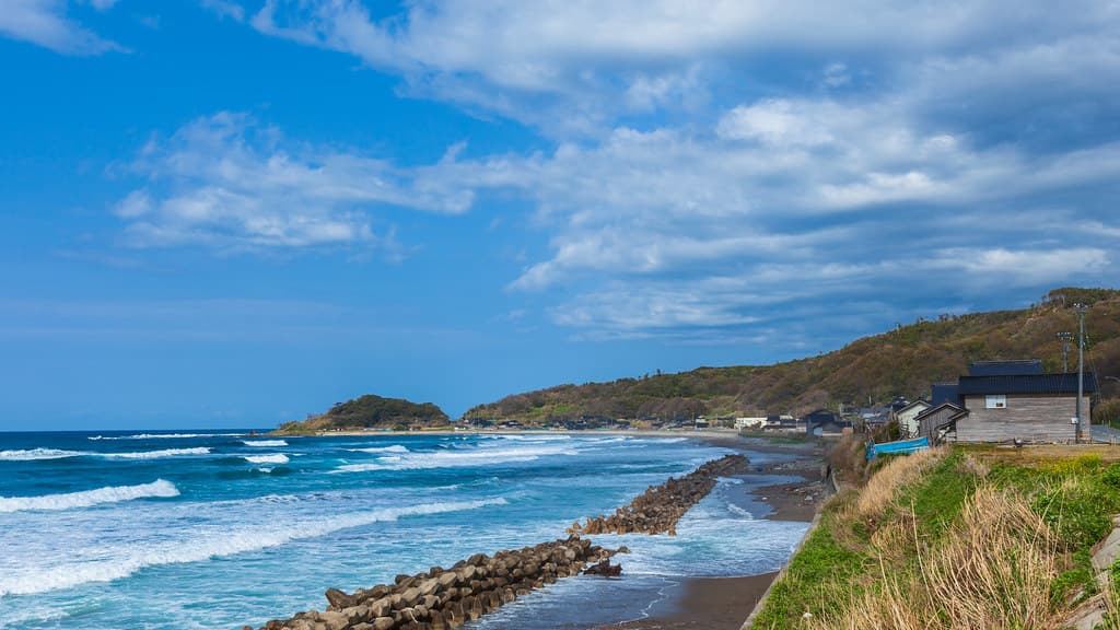 Iida Beach — photo by LuxTonnerre