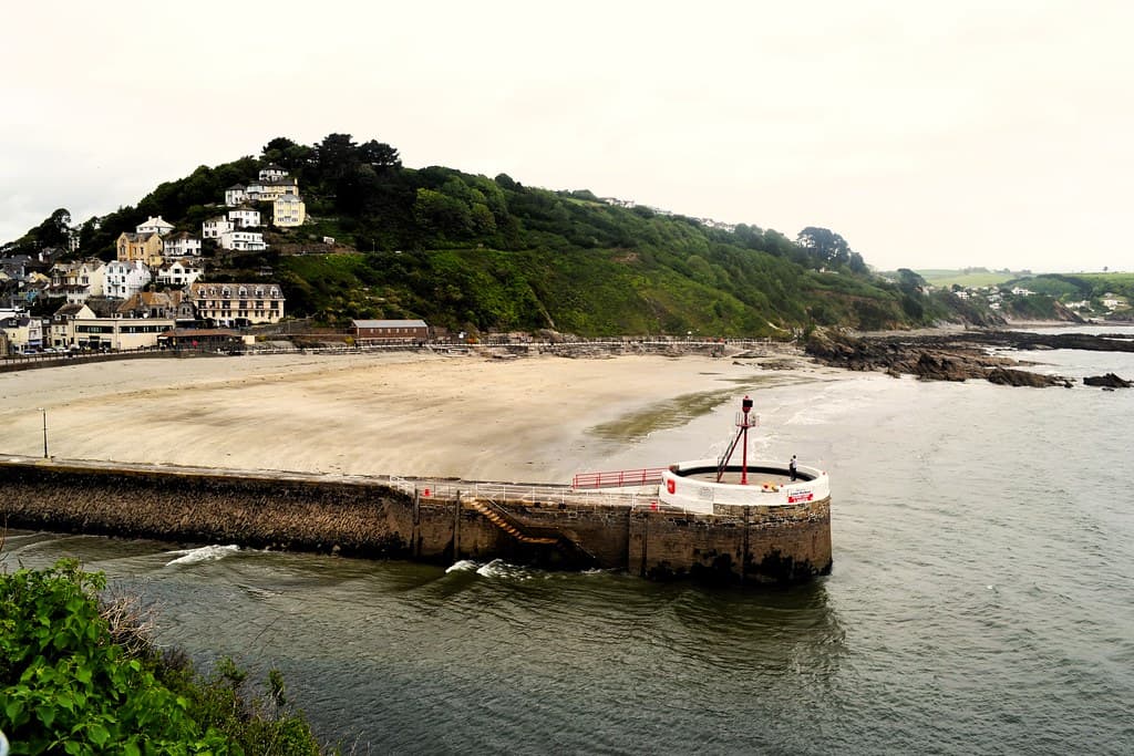 Looe Beach — photo by Robert.Pittman