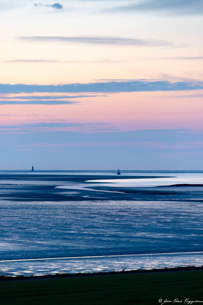 Dorum-Neufeld Beach — photo by jmmuggianu