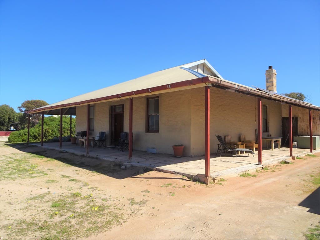 Fowlers Bay. The Harbour Masters residence was buill arund 1890 when the town was re-surveyed. Mervyn  Warmington was the last Harbour Master in 1966.