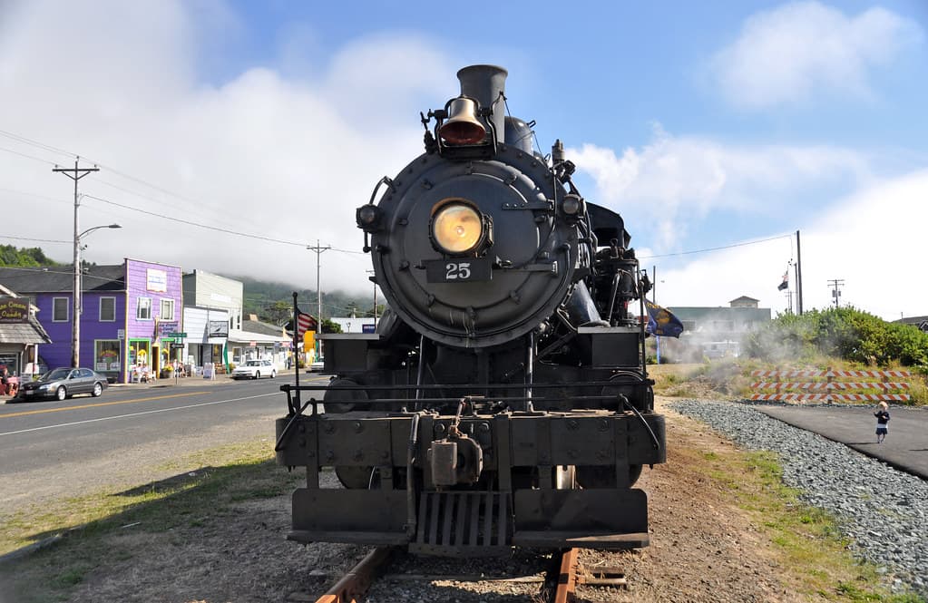 McCloud River Railroad # 25 (American Locomotive Company 2-6-2 steam locomotive) (Rockaway Beach, Oregon, USA) 4
