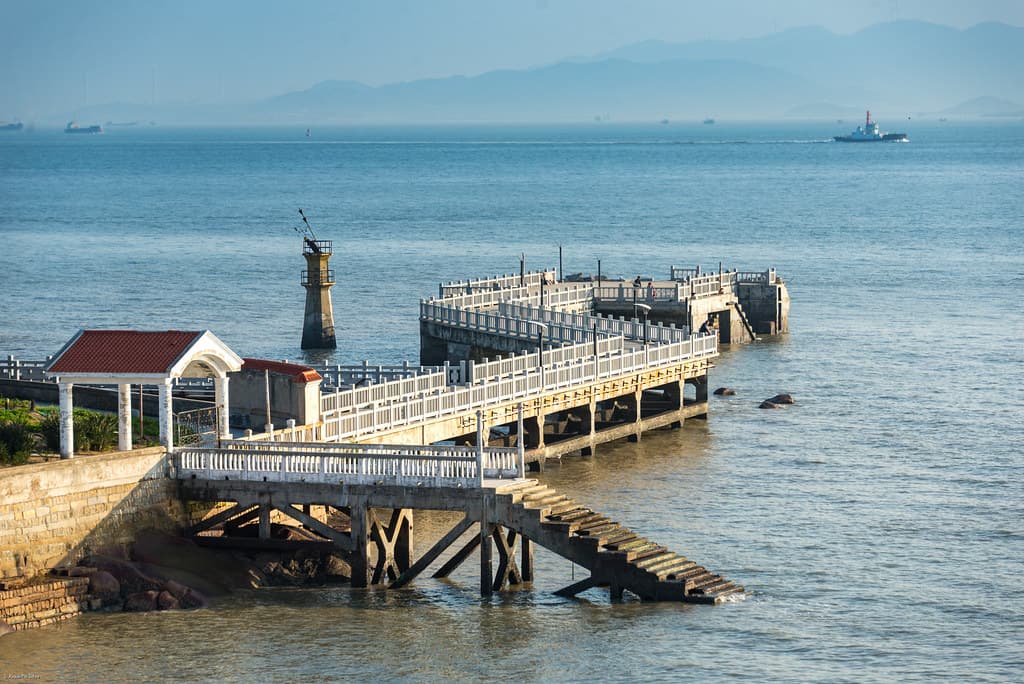 Baihe Bay — photo by xiquinhosilva