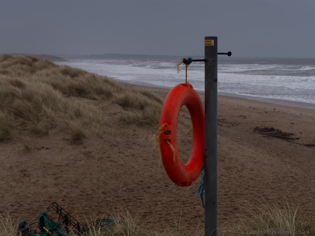 Hauxley Beach — photo by LesHutchinson