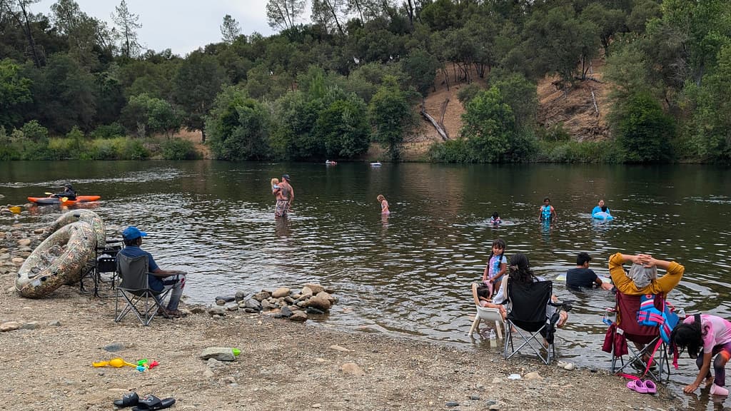 Family Friendly Beach at Henningsen-Lotus Park