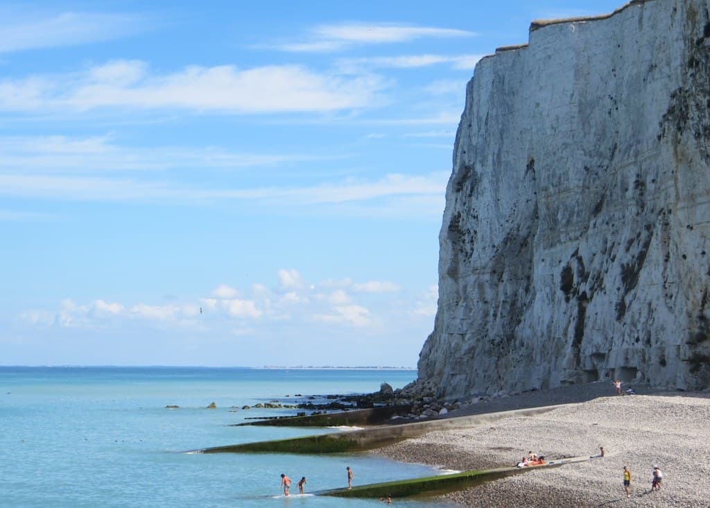 Au pied des falaises, Mers-les-Bains, Côte picarde, Somme, Hauts-de-France.