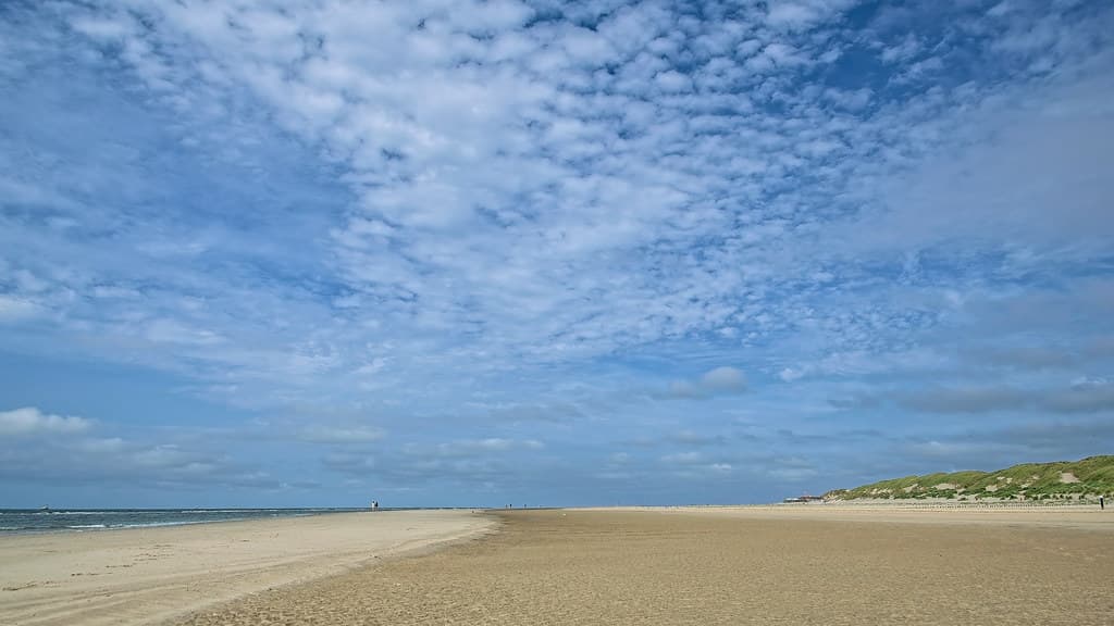 Hollum Beach — photo by Hindrik S