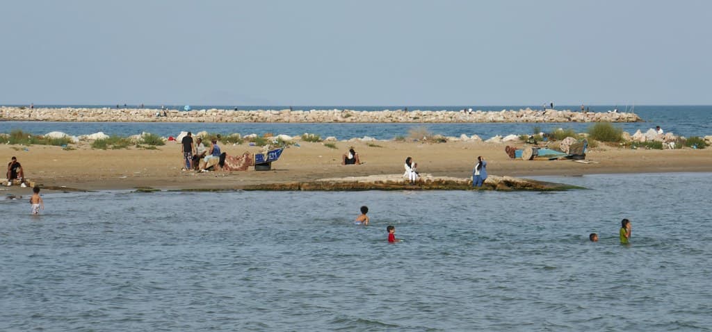Cité El Khalil Beach — photo by byb64