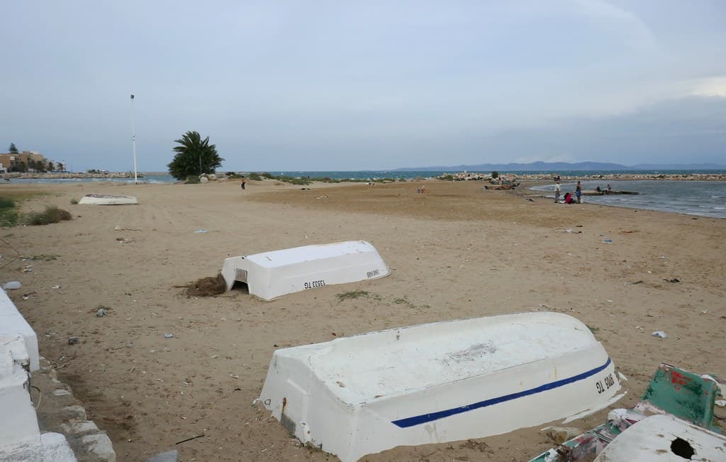 Cité El Khalil Beach — photo by byb64