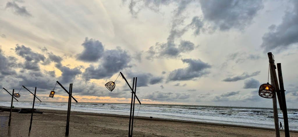 IJmuiden South Beach — photo by landeicgn