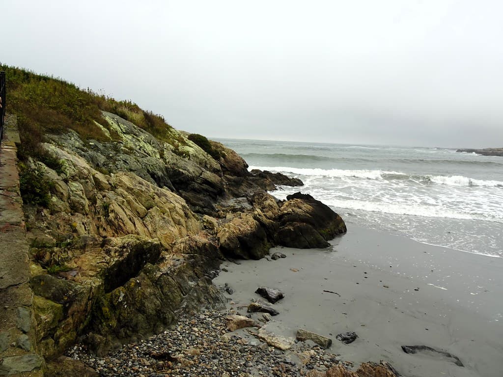 Baileys Beach