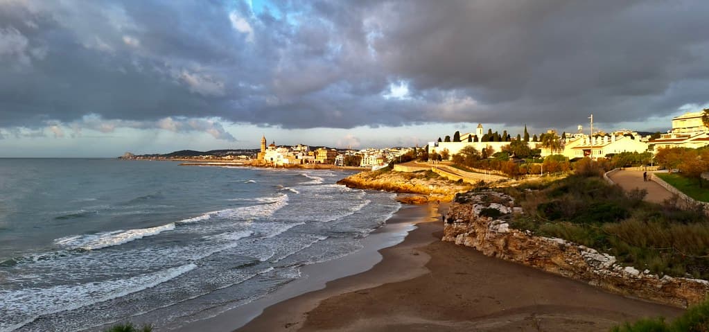 Ribes Roges Beach — photo by Konstantin's Europe and more Thx4˃3MMviews