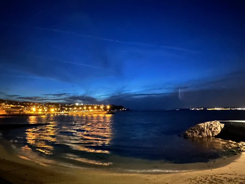 Praia de Lapamán — photo by sergei.gussev