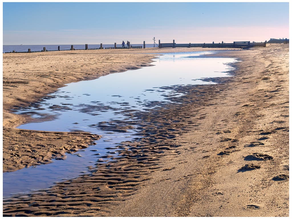 Mundesley Beach — photo by Colin-47
