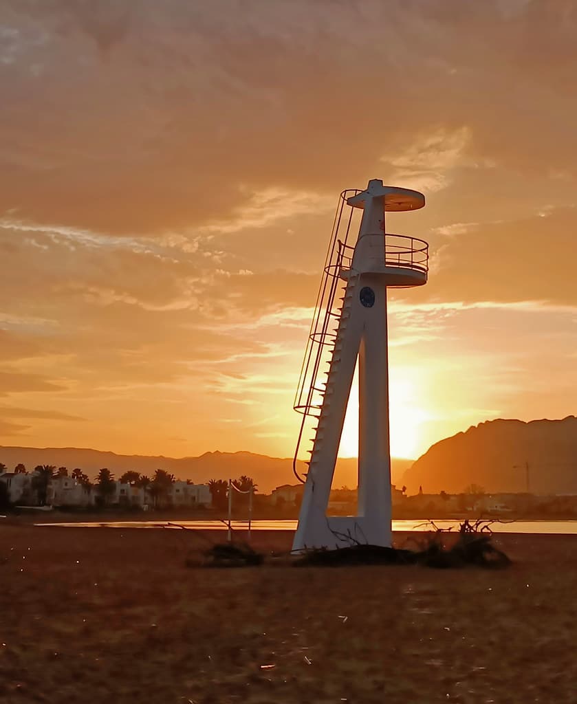 Playa de Les Deveses — photo by Miguel Discart & Kiri Karma