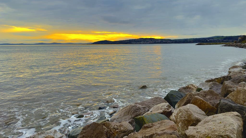 Rhos-on-Sea Beach — photo by Oneterry AKA Terry Kearney