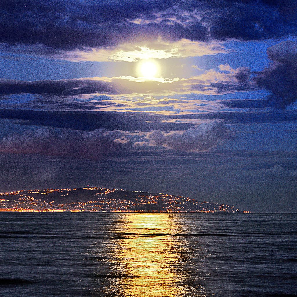 La Vigie Beach — photo by OMAR-MALO