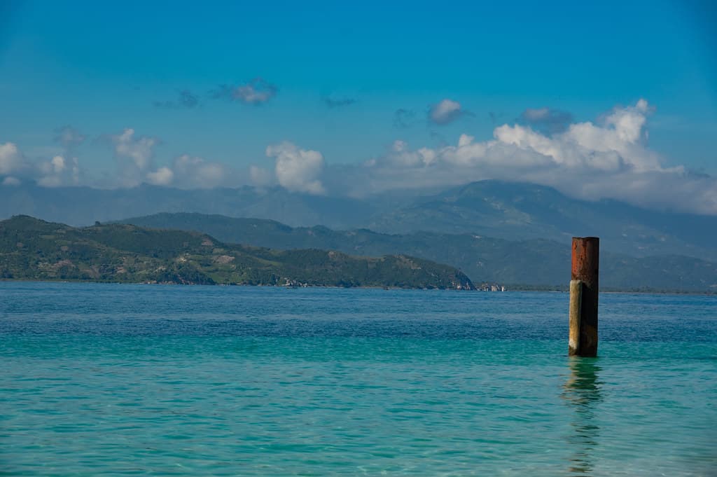 Plage de Bas-Limbé — photo by Ennev
