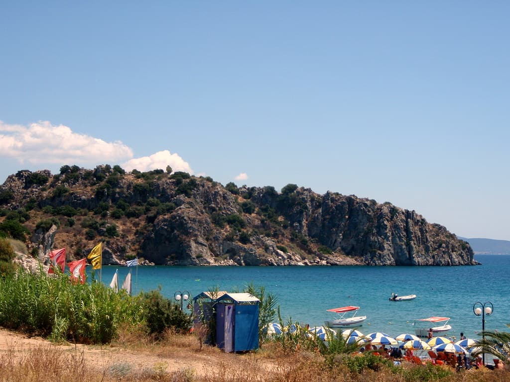 Arvanitia Beach