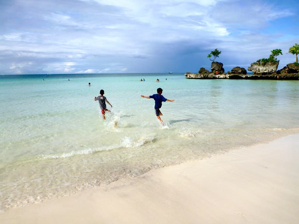 Diniwid Beach