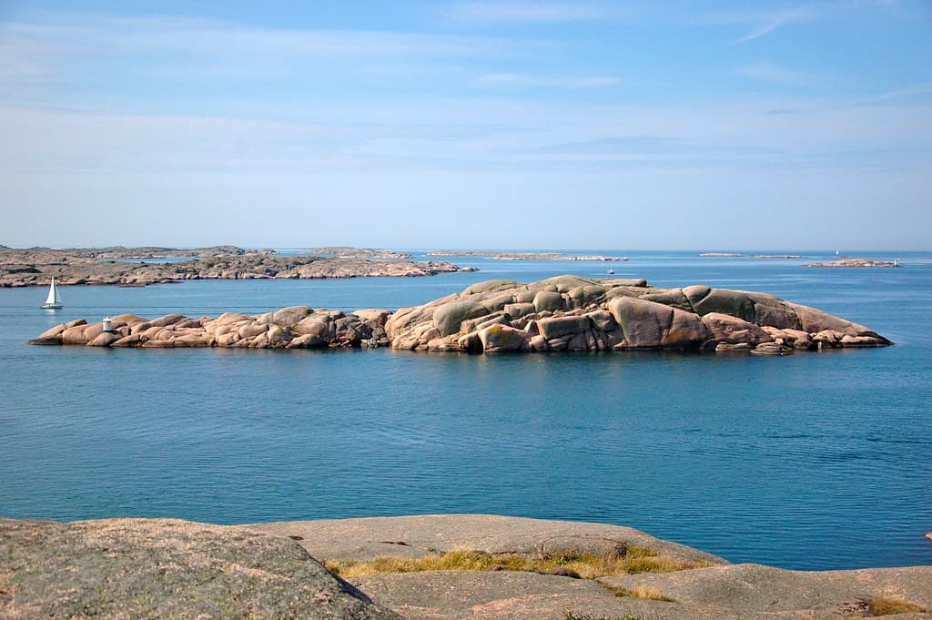 Gullmarsbaden Beach — photo by Joopey