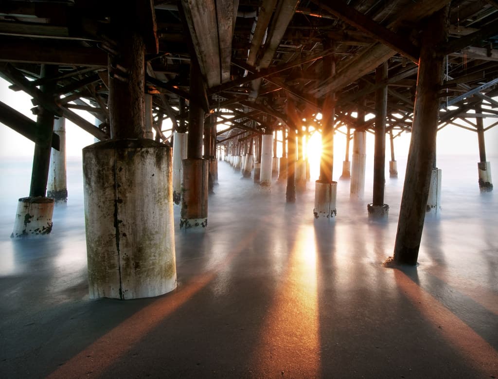 Snaggle-tooth pier.