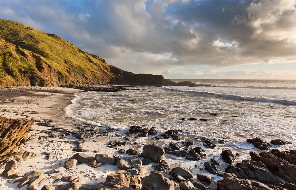 Waikato River Mouth Beach — photo by russellstreet