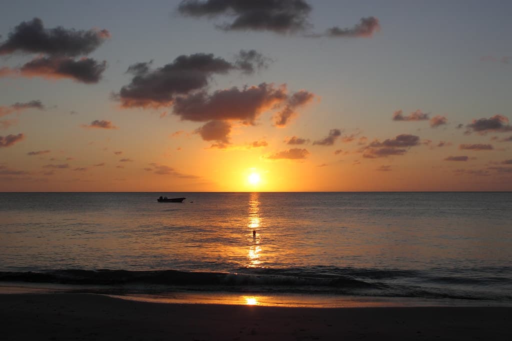 Bottom House Bay Beach — photo by megavas