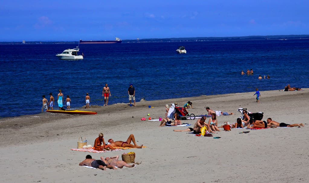 Dronningmølle Beach — photo by Giåm