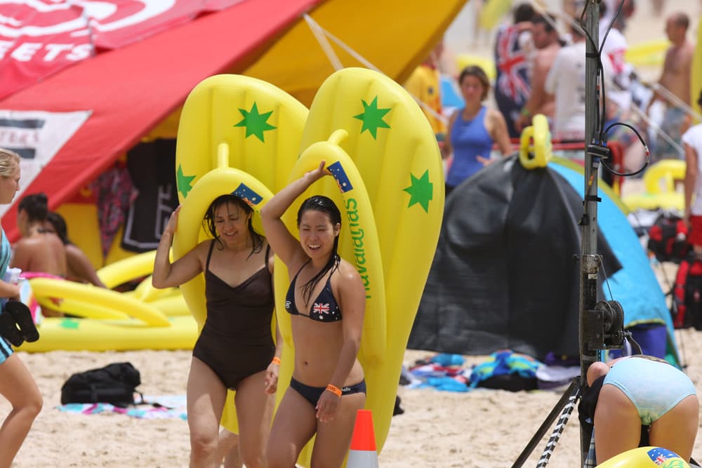 World record attempt at the Havaianas Australia Day Thong Challenge