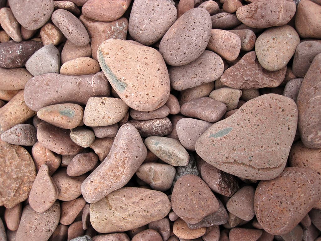 Lakeshore beach gravel (upper Holocene; derived from the Split Rock intrusive felsite, Proterozoic; Iona's Beach, northeastern Minnesota, USA) 12