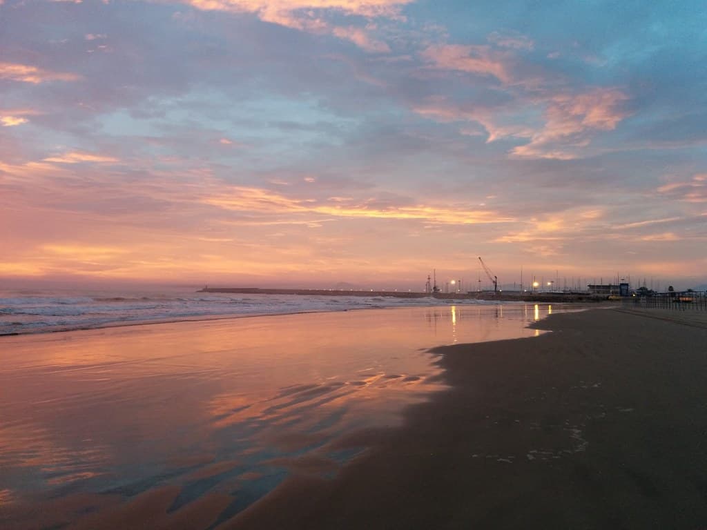 Playa de Miramar — photo by MollaAliod