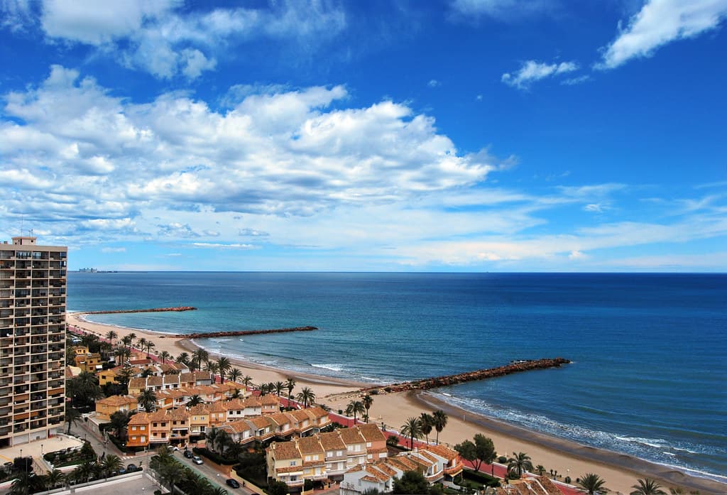 Playa de Puçol — photo by Uruvyel